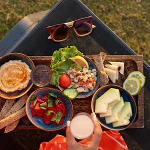 Maia Luxury & Hotel
