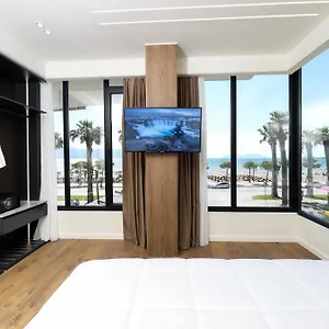 Adore Hotel