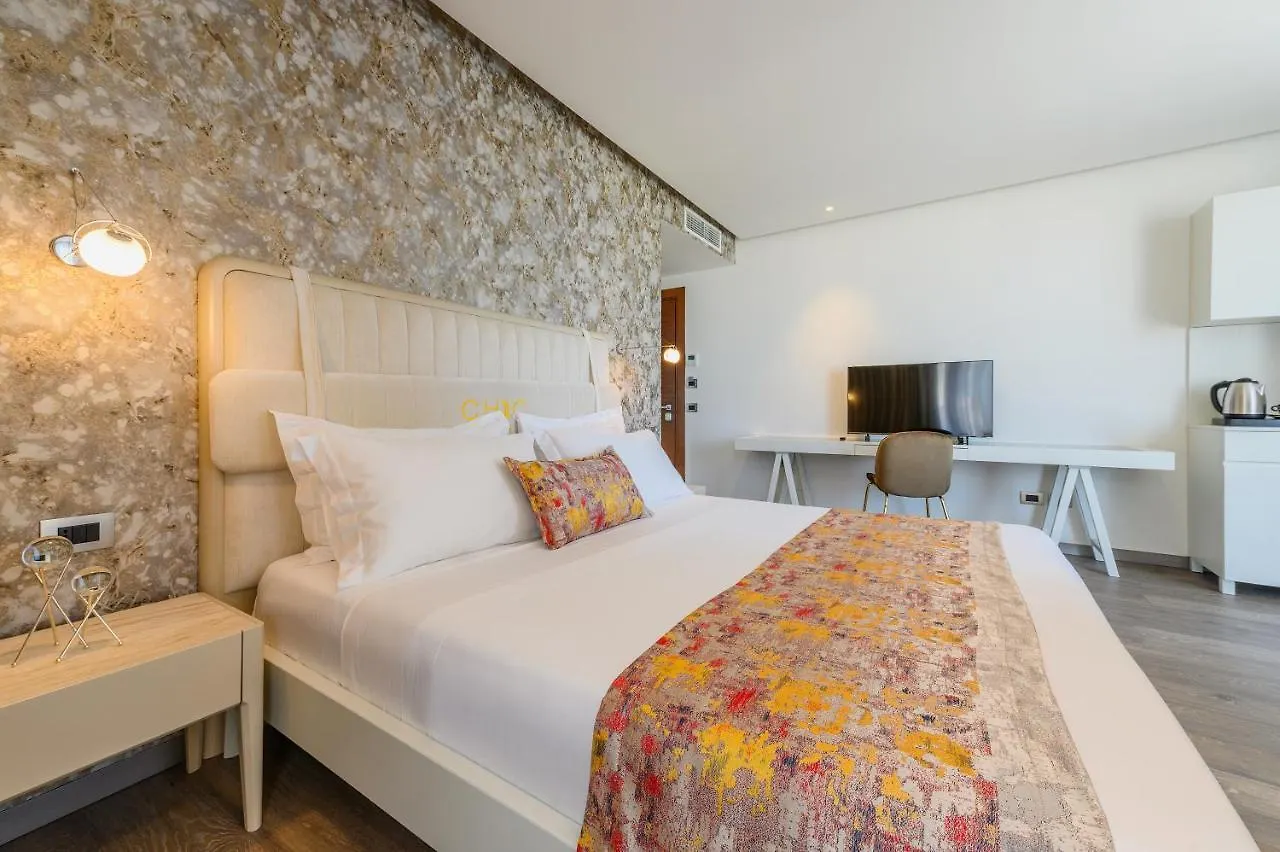 Chic Boutique Hotel Vlorë Albania